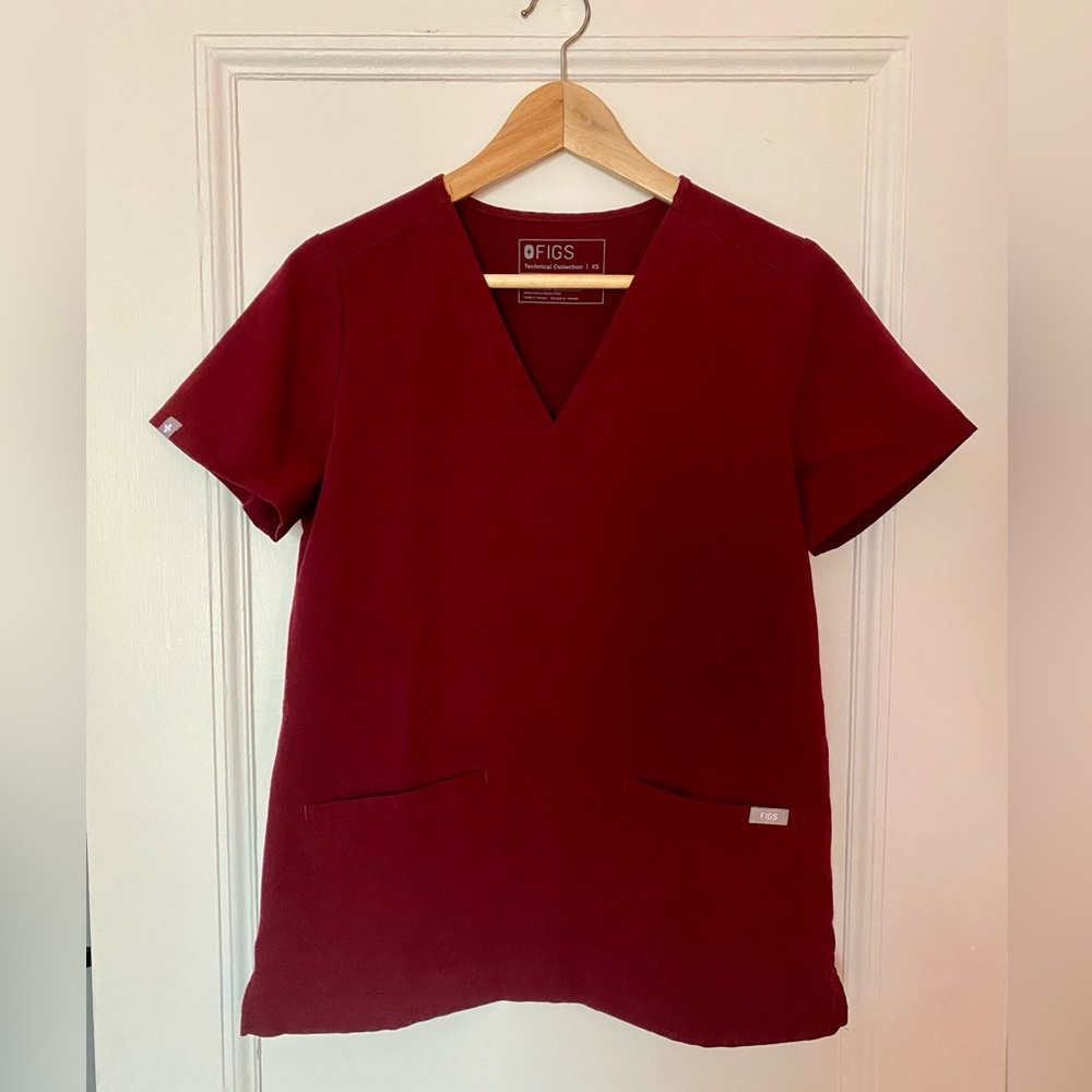 Figs Women's Maroon/Burgundy Scrub SET | XS/ST - Picture 3 of 10